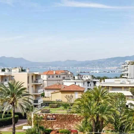 Apartment Appartement Spacieux Avec Vue Mer Proche Du Centre *